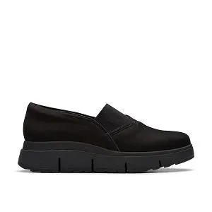 Clarks Loriini West