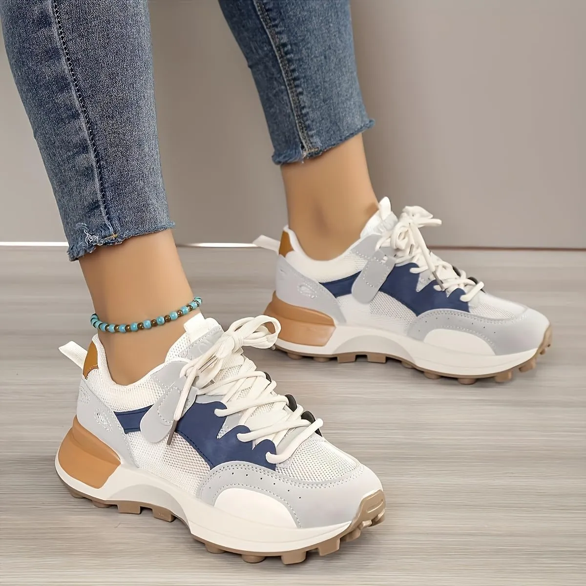 Comfortable Women's Colorblock Sneakers with Non-Slip Soles and Breathable Design