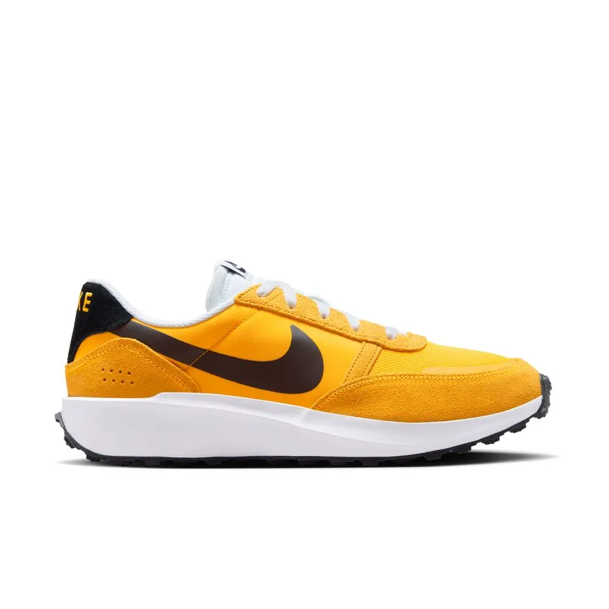 Mens Nike Waffle Nav FJ4195-700 Premium Athletic Shoes in Vibrant Yellow